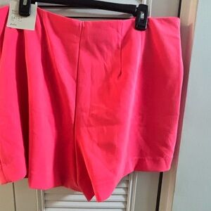 Target Brand Barbie Pink Midi Shorts NWT -A526